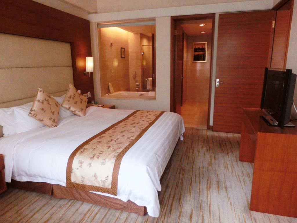 Ramada Plaza Guangzhou Hotel Szoba fotó