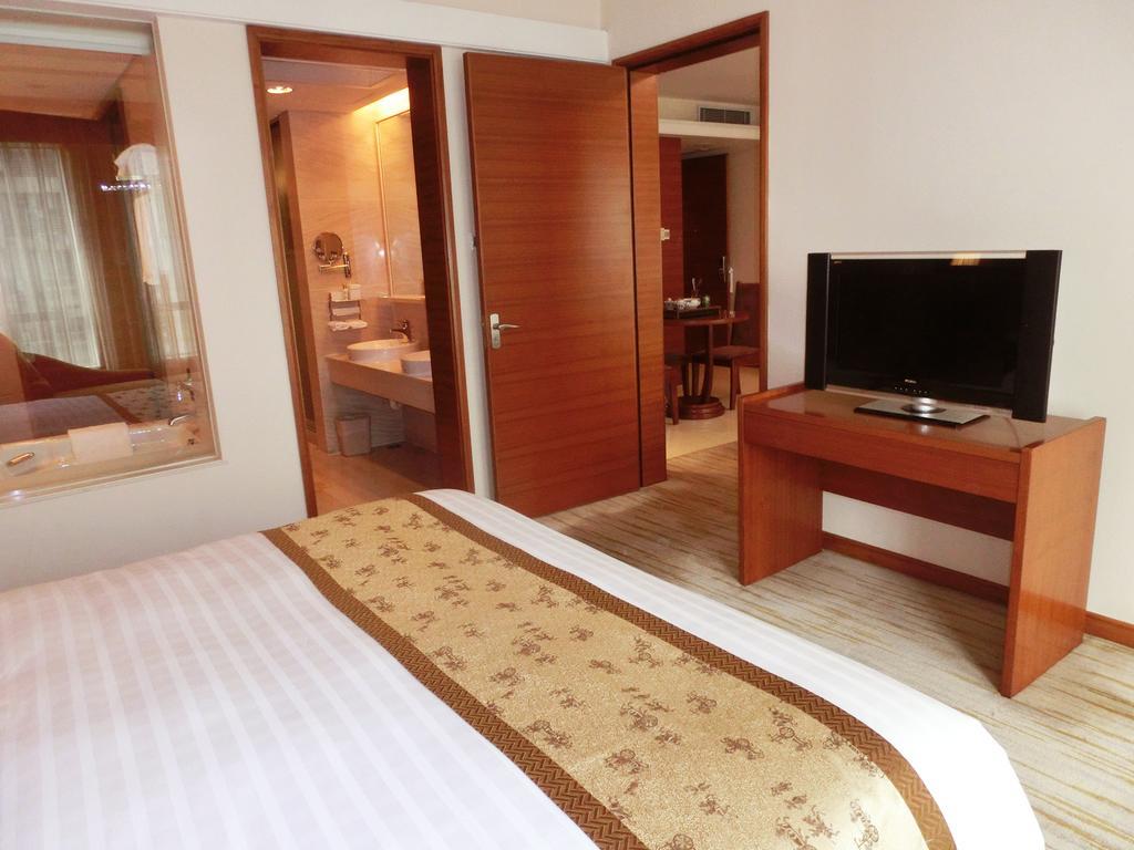 Ramada Plaza Guangzhou Hotel Szoba fotó