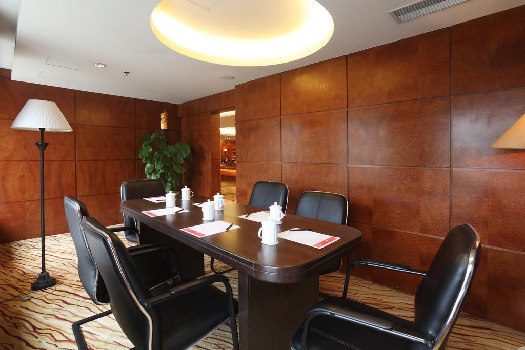 Ramada Plaza Guangzhou Hotel Kültér fotó